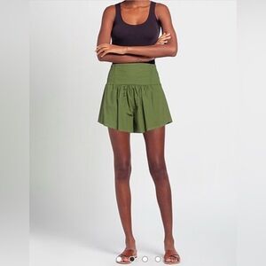 Dixie DX Collection Women’s High Waist Stretch Green Shorts Size S NWT Italy